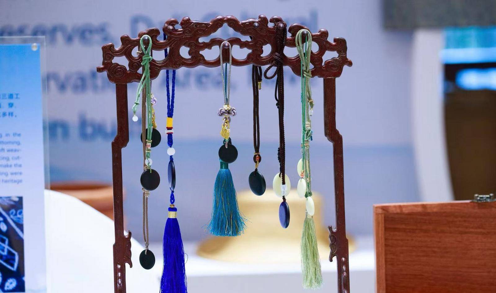 云南云子：从棋盘瑰宝到珠宝新宠CQ9电子有限公司开屏时光机｜(图4)