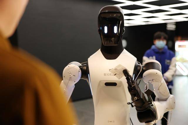 上海首家AI机器人“入职”的电影院来了你会去体验吗？(图6)