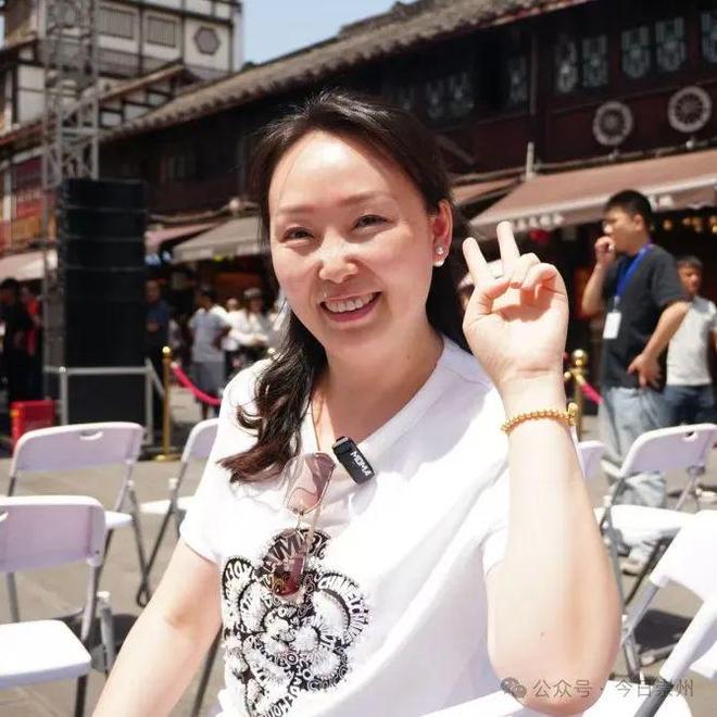 ”假期首日街子古镇人气爆棚CQ9电子专用平台“五一